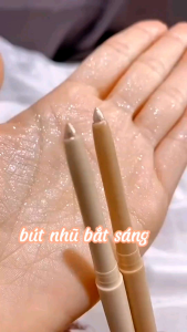 bút sáp nhũ mắt bắt sáng