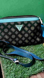 Preloved Slingbag Guess ori counter minus tali