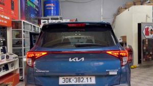 Led cốp Kia Carens 5 chế độ