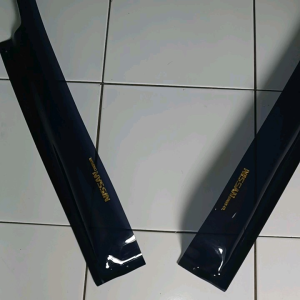 Talang Air Mobil Truck Nissan Diesel Model Standar