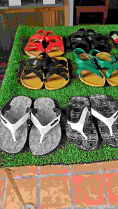 Black out Shoes ทำจากยางพารา 100%