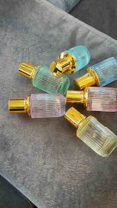 [ 1 PCS ] BOTOL KOSONG MINYAK WANGI 33ML BULAT JALUR CAP GOLD SKRU ( LZ 243 )