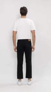 Celana Jeans Standar Pria: Celana Jeans Reguler Panjang