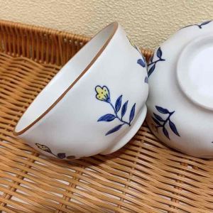 Japanese style rough pottery small blue flower tableware dishes wholesale high value ceramic bowls for home use