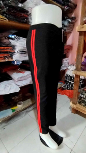 Celana Senam Panjang & Desain Ergonomis