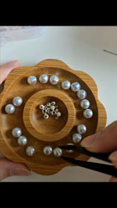 [Natural] Shell Pearl Bracelet Handmade Elegant Beaded Jewelry Fashion Gift [天然]贝壳珍珠手链手工串珠优雅手链时尚百搭手饰礼物