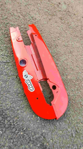 Ketengkas Honda C70 Merah & Aksesoris Motor Prima