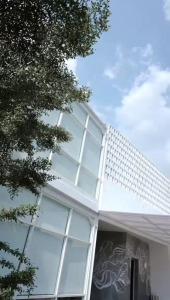 haura blouse by nadheera