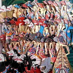 Wayang kulit wisanggeni: Tradisi dan Seni Budaya