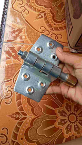 ENGSEL BAWAH KUPU HENDERSON PINTU LIPAT