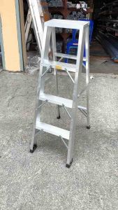 บันไดอลูมิเนียม 3-7ขั้น, หนา 1.2 มิล 1 ทาง GOLD, บันไดอลูมิเนียม, บรรได บันไดอะลูมิเนียม, อะลูมิเนียม, บันใด, บันไดทรงเอ, บันไดพับได้ ALUWARE AW245