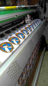 eagless 3/4/5 inches set of 3pcs. Decals self adhesive Vinyl Sticker Laminated Waterproof weatherproof scratchproof For cars and motors or personalized stuff. Fabs Decals