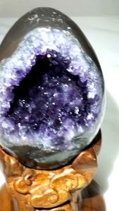 Dino Egg Uruguay Grade AAA Big Teeth Royal Purple Amethyst Shiny Crystal Geode
