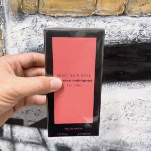 Nước hoa nữ Nar Musc Noir Rose 100ml