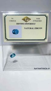 093 กะรัต พลอยเพทายสีฟ้าสดใส พร้อม ใบเซอร์สถาบันอัญมณี ธนาภรณ์ 926