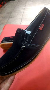 Sepatu Kulit Pria Dewasa: Nyaman & Tahan Lama