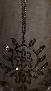 เดรสปักเลื่อมผ้าชีฟองลายดอกไม้(V128) เนื้อผ้านิ่มมาก จั้มเอวยางยืด ใช้สวม Size S/M มือสอง