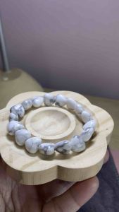 Howlite heart shape bracelet 12mm 16cm