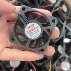 Quạt 12V fan 5x5x1cm