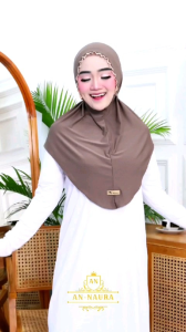 Kerudung Bergo Camelia Hijab Instan Kerut Renda