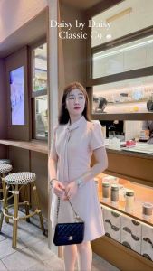 ชุดเดรสทำงานสีชมพู Classic Daisy C9": "Classic Daisy C9 ชุดเดรสทำงานสีชมพู",