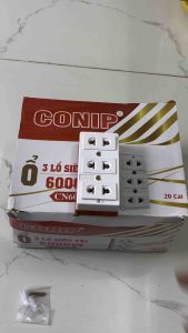 Ổ cắm điện Conip 3 lỗ siêu tải CN6000 đế sứ lõi đồng