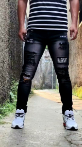 Celana Jeans Sobek Pria Panjang Emblem Stretch Melar Denim Tebal Slimfit Skinny Size 28-33