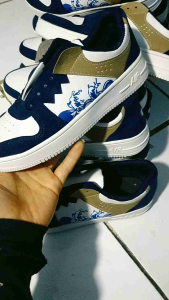 Sepatu Sneaker Pria & Casual Termurah