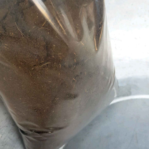 หน้าดินขุยไผ่ร่อนละเอียดพร้อมใช้งาน