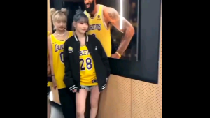 JERSEY BASKET LE SSERAFIM XLAKERS K-POP