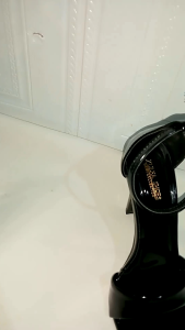 Desain Elegan: ZPS.Heles Runcing Tinggi 12cm Variasi 35/40