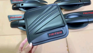 Cover Outer Mangkok All New Triton 2016 2020 2022 2023 2024 Up Hitam Chrome