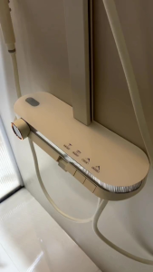 Set keran mandi termostatik layar digital LED kolom Pancuran Piano Set sistem Pancuran terbuka