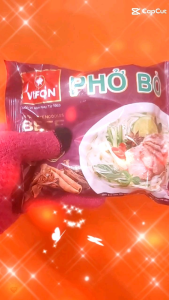 PHỞ BÒ 🐮 VIFON (01 thùng 30 gói x 65g) Luôn Vì Hôm Nay Từ 1963 VIFON cam kết không sử dụng Phẩm Màu Tổng Hợp Vắt Phở gồm Gạo 70% chất làm dày (1404 412) muối ăn chất điều vị chất tạo ngọt tổng hợp HSD 9T từ NSX (NSX in trên bao bì) Hàng VN CLC.