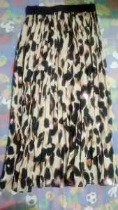 Leopard plisse skirt