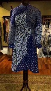 Pleats Tunik Viscos by Dian Pelangi LIMITED EDITION Baju Blouse Atasan Kemeja Blus Outfit Casual Formal Kerja Kantor Pesta Pernikahan Kondangan Wanita Hijaber Cantik Anggun Modis Modern Elegan Mewah Model Korea Terbaru Motif Batik Cap Hand Made Kekinian