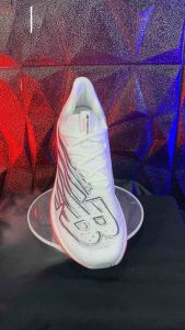 Sepatu lari pria New Balance fuellcell v3 white purple running shoes