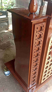 MIMBAR PODIUM JATI MINIMALIS: Desain, Fungsi & Manfaat