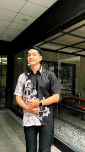 KEMEJA BATIK PRIA LENGAN PENDEK MOTIF KUJANG