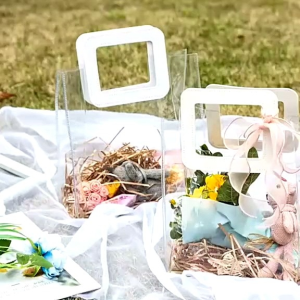 ❣️ Ready Stock ❣️ Transparent Gift Bag Wind Packaging Gift Bag Gift PVC Tote Bag