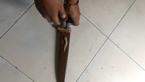 Pisau Sembelih HSS & Gergaji Batu Tahan Lama