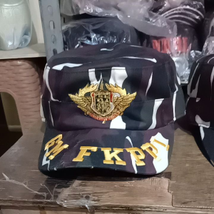 Topi Komando Loreng GM: Topi Kerja dengan Desain Ergonomis