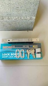 Body Pellor MDN Kunci Pintu Rumah Kupu Tarung 1 Set