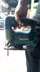 Mesin Gergaji Jigsaw Bekas Makita 4329
