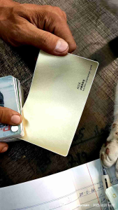 สติ๊กเกอร์ฟิล์มสี บรอนซ์ทองอ่อน สี Champagne สีด้านสวยๆ ใช้ติดรถ เนื้อนิ่มๆ มีความยืดหยุ่นสูง