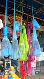 แห แหด้าย แหด้ายไนล่อน ขนาดตา 1.5 - 5.0 เซน ความลึก 7-12ศอก ขึ้นเพลาพร้อมใช้งาน แถมถุงย่ามกระสอบและสีย้อมแห