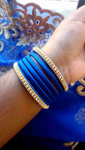 (1set = 6pcs only) Silk thread plain bangles with stones side bangles