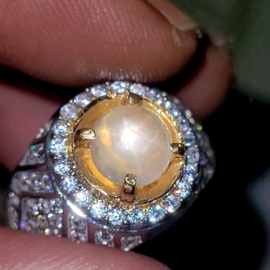 Natural White Sapphire Star Ceylon Safir Srilanka No Treatment