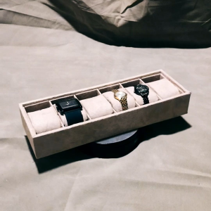 Display Jam Tangan Mewah 6 Grid Tempat Penyimpanan dan Pajangan Untuk Jam Tangan Mewah 6 Grid