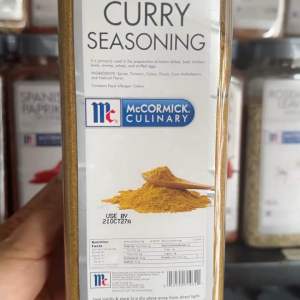 McCormick Curry Seasoning 480g PET Bottles - Large size convenient packaging perfect for daily cooking rich authentic curry taste.